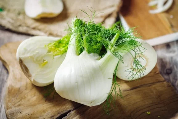 Frischen Fenchel würzen