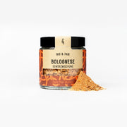 Bolognese Gewürz mit Gewürzhaufen